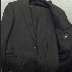 【値下げ】SUIT　SELECTスーツ上下セット　サイズＭ（165CM～172CM）　濃い茶・目立たないドット入りの画像