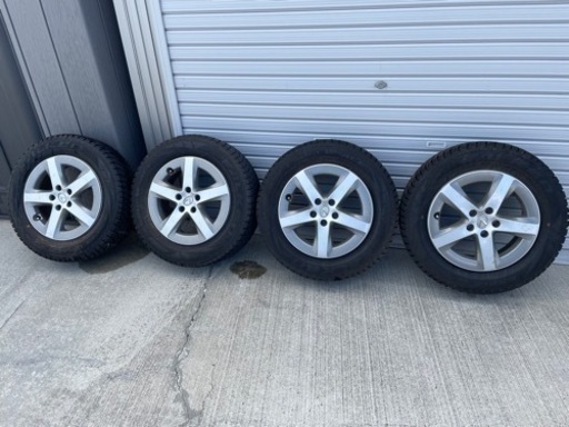 バリ溝レクサスCT純正スタッドレスタイヤ