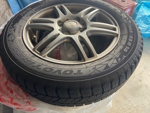 アルミホイール付きスタッドレスタイヤ165/65R14