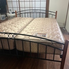 決まりそうです！クィーンサイズベッドの画像