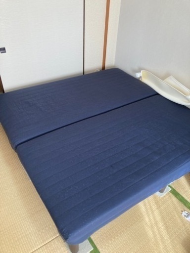 ニトリ　ベッド　足付きマットレス×2