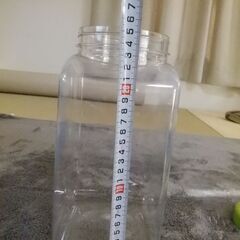 果樹酒用瓶（プラスティック製）の画像
