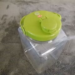 果樹酒用瓶（プラスティック製）