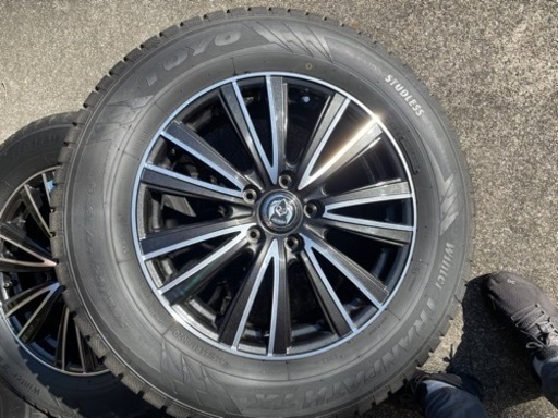 スタットレスタイヤ4本ホイール付き225/65R/17102Q