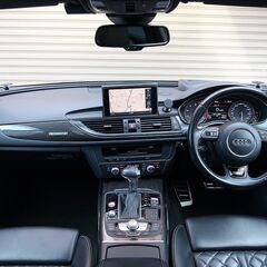 検査7年9月S6 アバント 420PS/カーボンセラミックブレーキ/Bang&Olufsen/パノラマサンルーフ/ナイトビジョン/ACC/ナビ/地デジ/バルコナレザーの画像