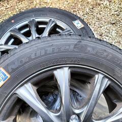 スタッドレスタイヤ　185/65 R15