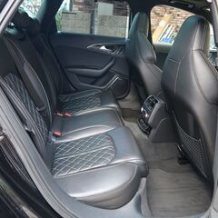 検査7年9月S6 アバント 420PS/カーボンセラミックブレーキ/Bang&Olufsen/パノラマサンルーフ/ナイトビジョン/ACC/ナビ/地デジ/バルコナレザーの画像