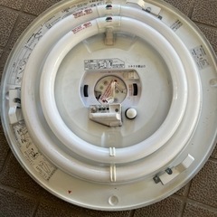 2️⃣シーリングライト　パナソニック　照明器具の画像