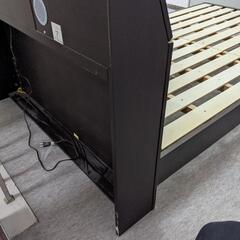 ニトリセミダブルベッドフレーム（電源、ランプ付き）の画像