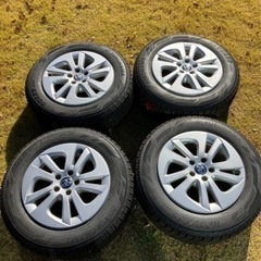 （取引中）195/65 15R  iceGUARD 4本　ホイール付き　（50プリウス純正）