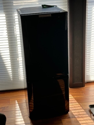 2014年製MITSUBISHI 146L冷蔵庫