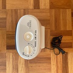 【現地引渡のみ・12/2〜7限定】中古！HITACHI（ヒタチ）電気温風機 VF-614 TOREPOKA トレポカの画像