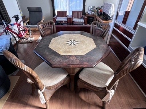 バリのアンティークダイニングテーブルセット