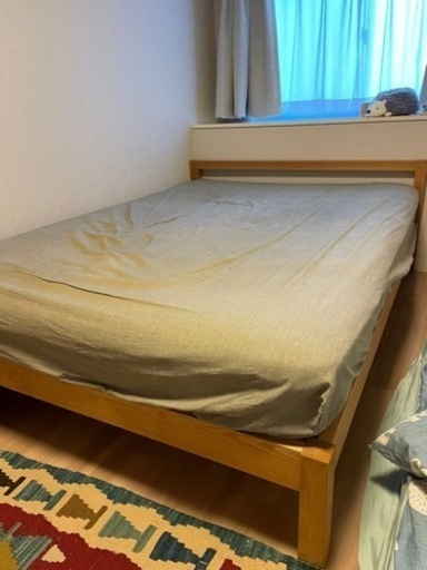 【お譲りします】無印良品の木製ベッドフレーム（ダブルサイズ）