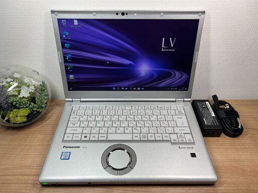 美品〉1135 レッツノートCF-LV8　i5　第８世代　大画面　軽量　office Win11