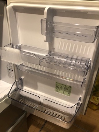 冷蔵庫売ります。