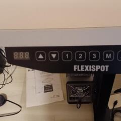 電動スタンディングデスクの画像