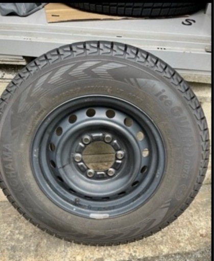 ハイエース　純正ホイール　スタッドレスセット　　ヨコハマ