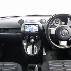 なんだかんだこれくらいの大きさがちょうどいい/マツダデミオ１３Ｓの画像