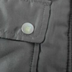 中古品　女の子120サイズ　ダークブラウンのアウターの画像