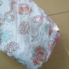 中古品　女の子120センチ　ピンクのアウターの画像