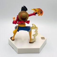 ワンピース ルフィ フィギュアの画像