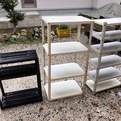 スチール棚3つ