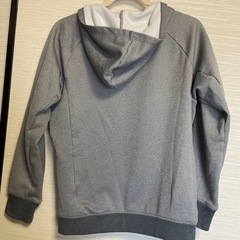 adidas  レディースの画像