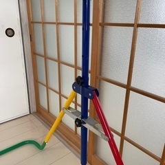 トイザらス　鉄棒の画像