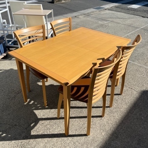 ☆売れ筋商品!!☆ 拡張式 4人掛け ダイニングテーブルセット!! 大塚家具