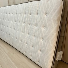 ニトリのマットレス  クイーン、セミシングルの画像