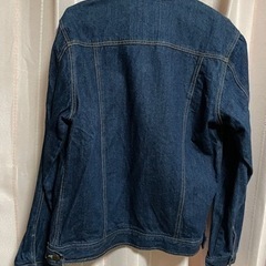 デニムジャケットの画像
