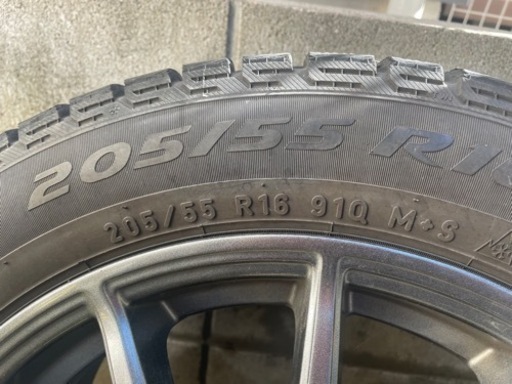 アルミホイール付　スタッドレスタイヤ　205/55R16 4本セット