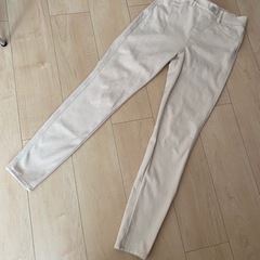 年末セール★UNIQLOヒートテック★レディース用スキニーパンツM★美品★値下げの画像