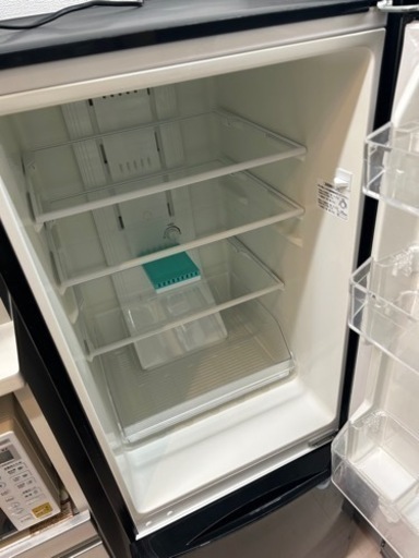 2019年製　美品  東芝 153L「ラウンドデザイン＆ブライトライン」天面LED照明。冷蔵庫【GR-P15BS-K】