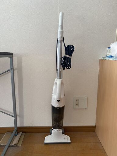 掃除機(Haier )　サイクロン式スティック型クリーナー