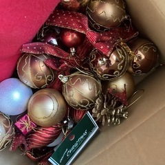 【商談中】最上級クリスマスツリーとオーナメント等一式の画像