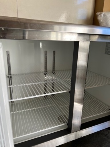 お譲り先決定しました。業務用　台下　冷蔵庫