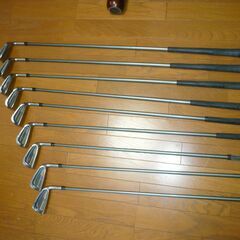 ゴルフクラブおよびゴルフバッグ