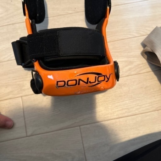 DONJOY 膝装具　サポーター
