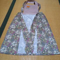 花柄エプロン　新品の画像