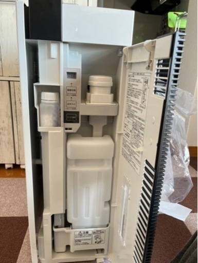 【美品】パナソニックジアイーノ　F-MV2100 空間除菌脱臭機