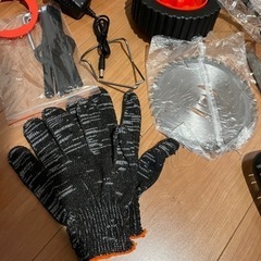 【未使用】草刈り機 バッテリー2個 芝刈り機の画像