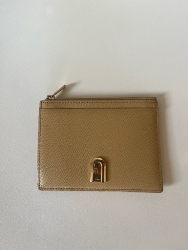FURLA 財布