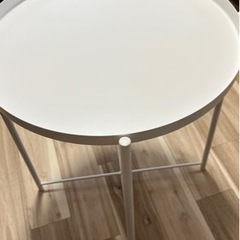 サイドテーブル　IKEA