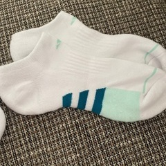 adidasレディース 靴下3セット 22〜24cmの画像