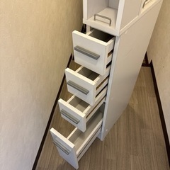 【期間限定12/17まで無料！】収納棚をお譲りします！の画像