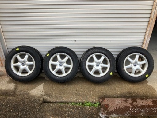 ボルボ純正ホイール・超バリ溝スタッドレス