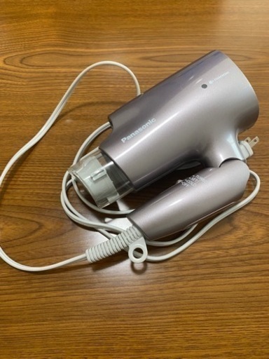 パナソニック　ナノイーヘアドライヤー　2019年製