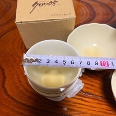 【お渡し予定の方が決まりました】クロワッサン　脚付小皿6個&フリーカップ2個《未使用》の画像